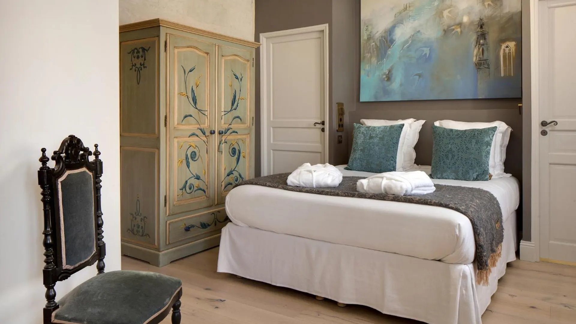 Clement V Exclusive Apartment Suite Spa & Fitness Avignone 0*,  Francia