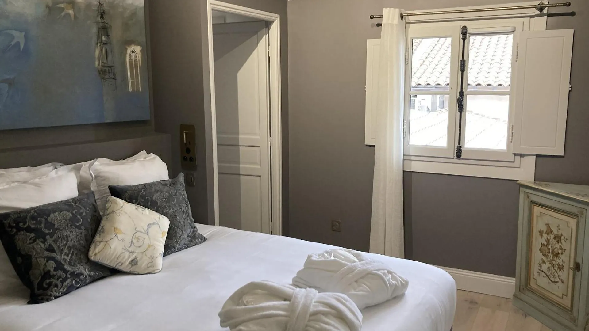 Clement V Exclusive Apartment Suite Spa & Fitness Avignon 0*,  France