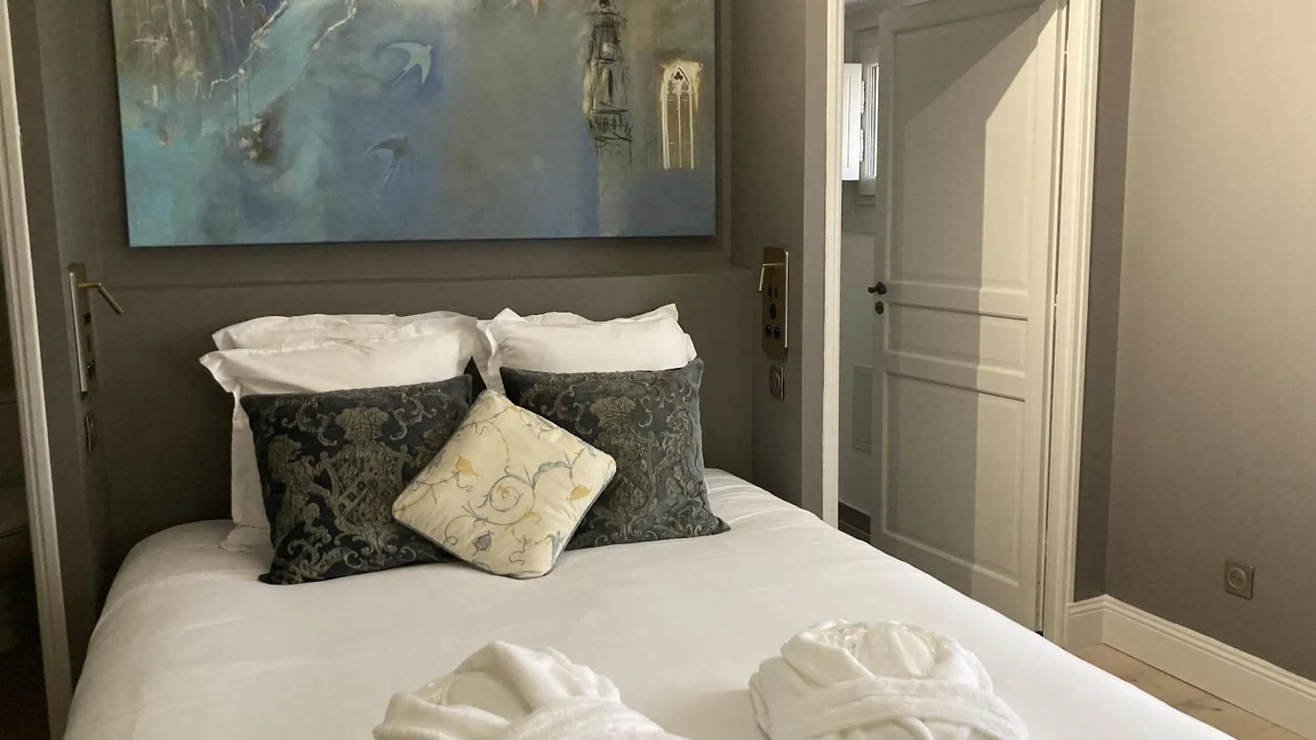 Clement V Exclusive Apartment Suite Spa & Fitness Avignon